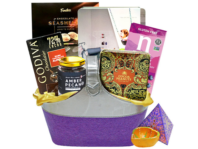 Wine n Food Hamper - Deepavali Food Gift Hamper DW04 - L36669464 Photo